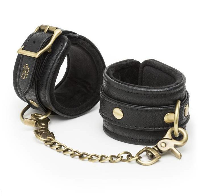 Tabuy Open Breathable Leather Paly Ball and Soft PU Faux Leather Cuffs for Hand Wrist Cuffs